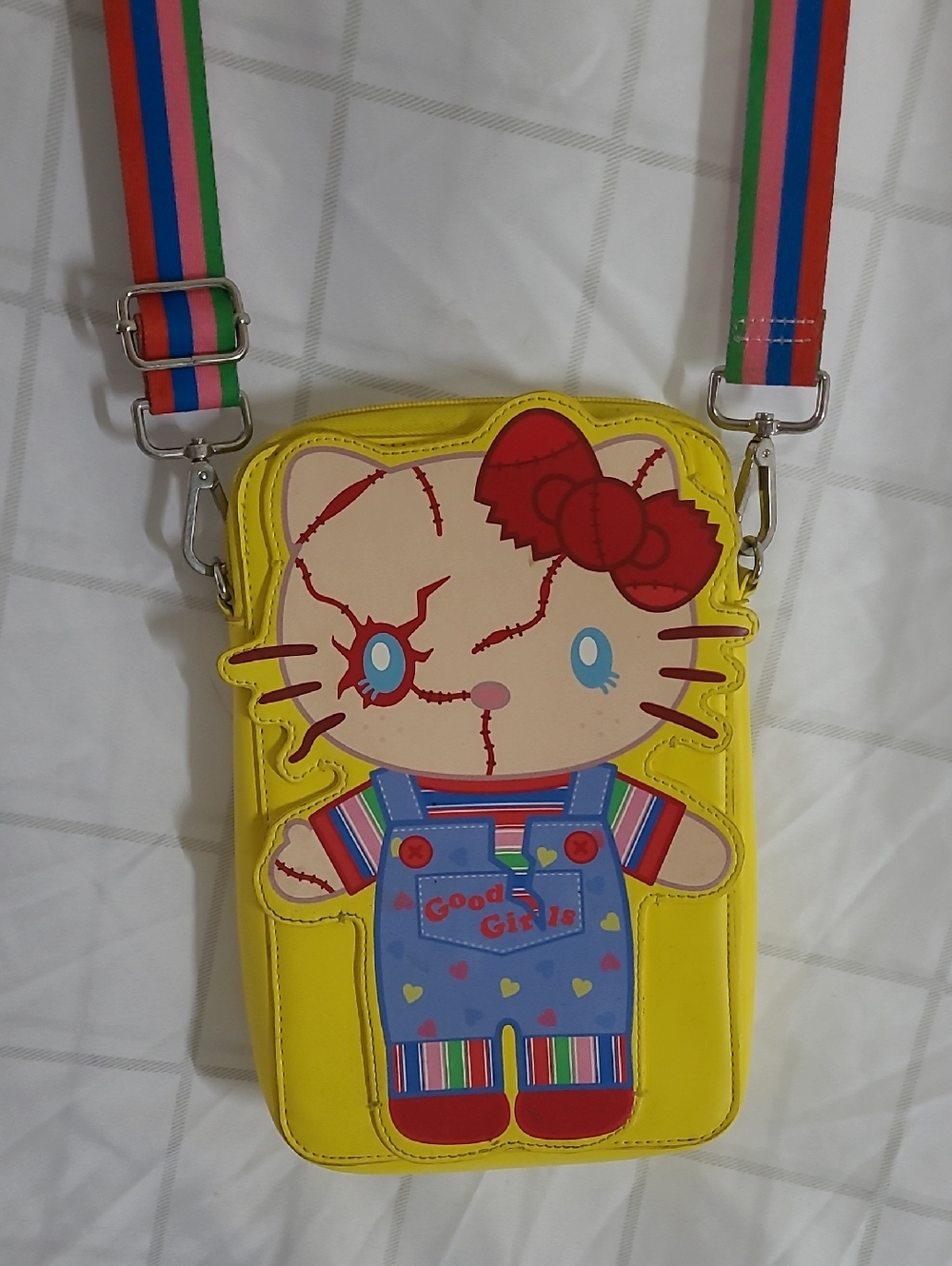 Rare Universal Studios Hello Kitty Chucky Childs Play Yellow Crossbody Purse